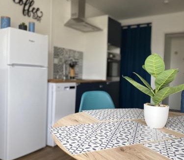 Courseulles-sur-Mer Apartment | Super appartement cosy, parking privé