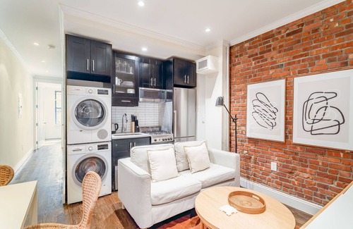 East Harlem Apartment | Super Charming 3BR 1BA Upper East Side Retreat Near Central Park