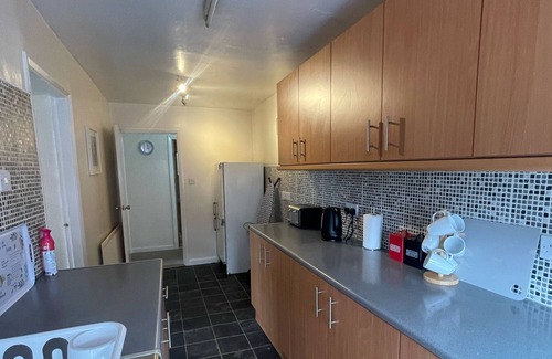 Stanley Apartment | Super deluxe 3 bedrooms apartment in this popular area of Stanley