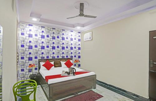 Sector 27 Hotel | Super Hotel O Metro Inn Near Worlds Of Wonder