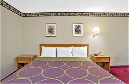 Lightfoot Hotel | Super Inn Williamsburg
