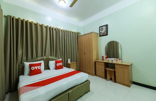 Sur Apartment | Super OYO 108 Marsa Al Masafar Hotel Apartment