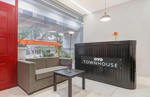 Ameerpet Hotel | Super Townhouse Ameerpet