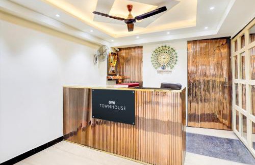 Pashim Vihar Hotel | Super Townhouse Hotel Silver Saffron