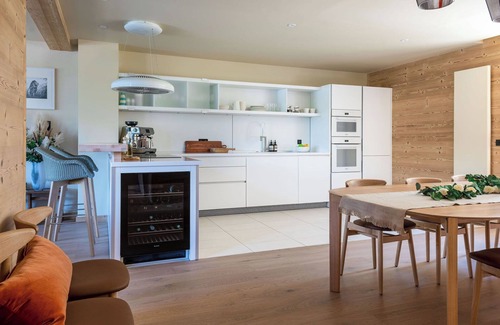 Courchevel Ski Chalet | Superb 190 sqm chalet on 3 levels near the slopes of Courchevel Village