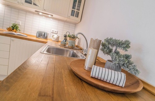 Mala Strana Apartment | Superb 2 Bedroom Apartment in Old Town Prague. Short Walk to Charles Bridge. K3