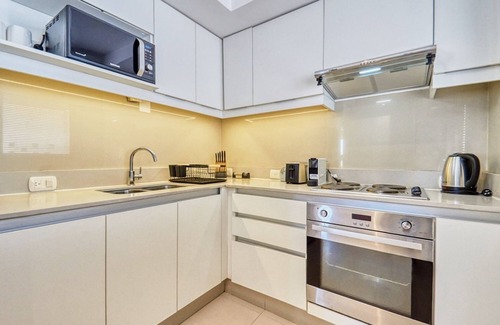 Chacarita House | Superb 3BR with Pool, BBQ, Sauna & Stunning Views