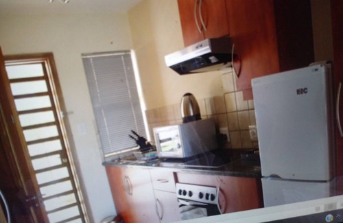Hatfield Apartment | SUPERB ACCOMMODATION