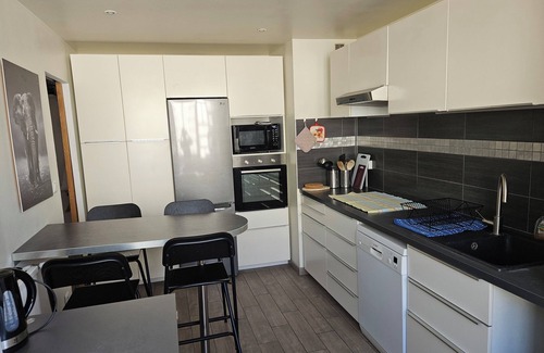 Le Mourillon Apartment | Superb air-conditioned apartment Toulon Mourillon, beaches on foot, all comforts