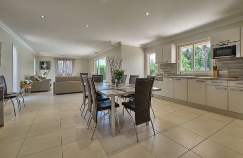 Saint-Hippolyte Villa | Superb new air-conditioned villa with swimming pool, 10 minutes from the beaches, and shopping areas.