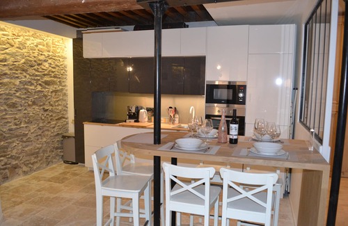 Gorge de Loup House | Superb old boat shop in Saone 10 minutes from Vieux Lyon