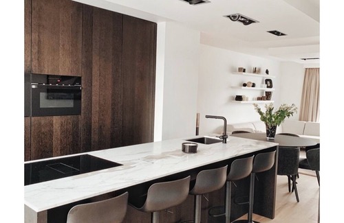 Knokke Apartment | Superb Penthouse 105 M2 80M2 of sunny terraces sea view 3 bedrooms 2 garages!