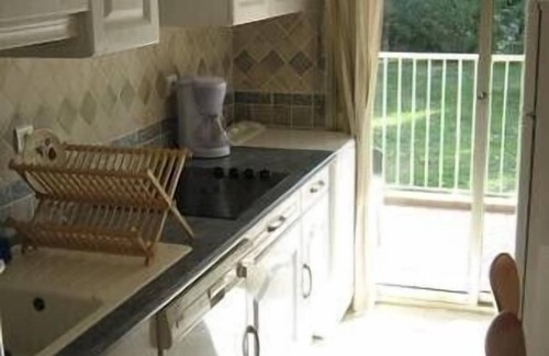 Cap-d'Antibes Apartment | Superb, quiet apartment in a green setting close to a sandy beach
