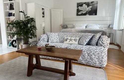 Orszagut Apartment | Superb Studio with 40 sqm Terrace in the Greens of Buda City Centre