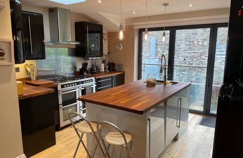 Fowey Villa | Superb Stylish House With Amazing Views