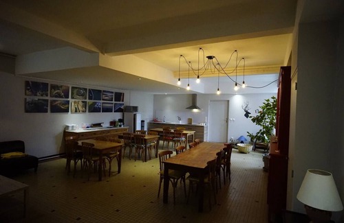 Lourdes House | Superb townhouse near the station for 5 to 10 people