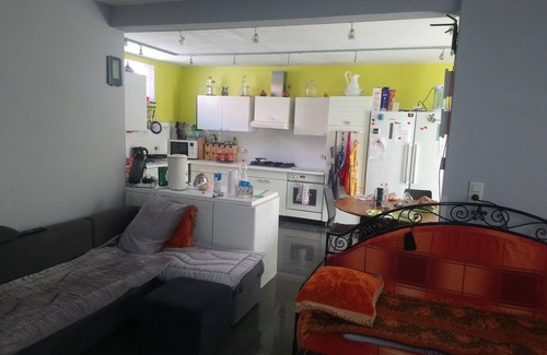 De Beis House | Superb Vacancy at Patrick's House