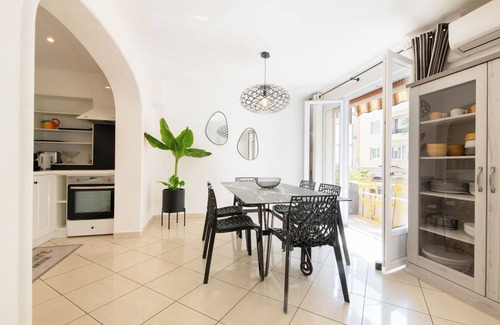 Sainte-Maxime City Centre Apartment | Superbe Appartement 55 m2, Hyper Centre, vue mer