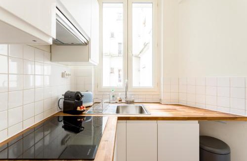 Quartier des Grandes-Carrieres Apartment | Superbe appartement Montmartre