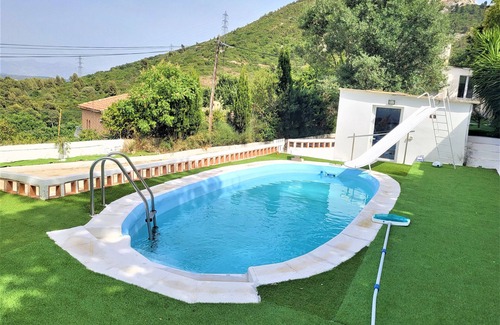 Saint-Marcel Villa | Superbe Haut de Villa Avec Piscine Privée Jardin Terrain