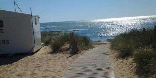 La Cotiniere House | Superbe Logement à 200 m de la Plage ! T4 Coquillages