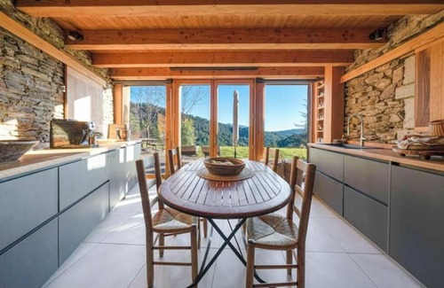 Genolhac House | Superbe Maison de Caractère Avec vue et Piscine