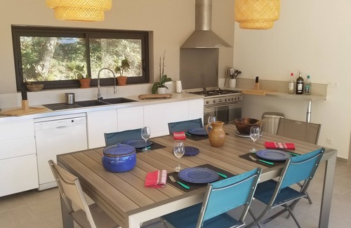 Robion House | Superbe Maison en Provence Avec Piscine, Magnifique vue sur le Luberon