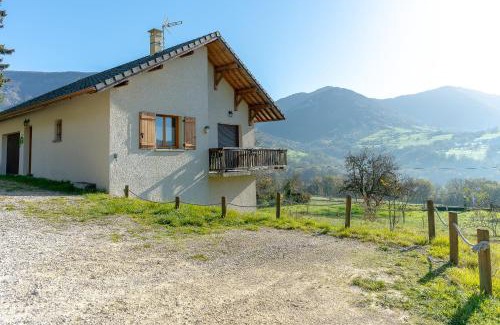Saint-Jean-dʼArvey House | Superbe Maison Pour 6 Personnes