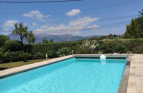 Les Maillans House | Superbe villa de charme avec piscine chauffée