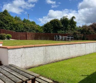 Moville House | Superior 4 bedroom House Moville