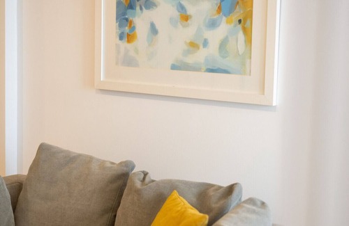 Toowong Apartment | Superior One Bedroom Apartment