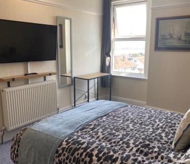 New Brighton Apartment | Superior, spacious apartment in New Brighton, near Liverpool