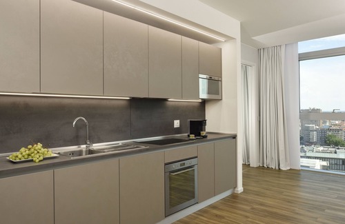 Centro Direzionale Apartment | Superior three-room apartment with city view - Torre Galfa Milan | UNA Esperienze
