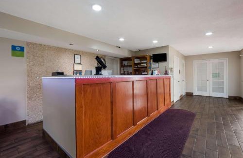 Manning Hotel | SureStay Hotel by Best Western Manning