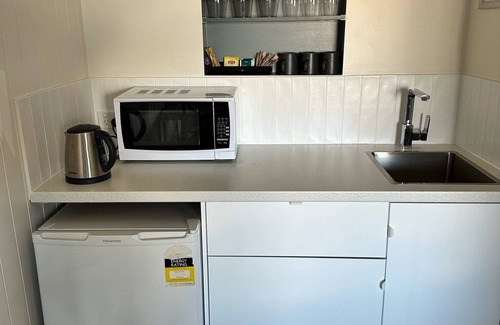 Charlestown Hotel | Surf Beach Motel Newcastle