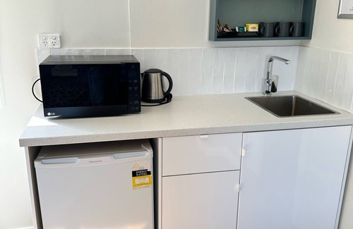 Charlestown Hotel | Surf Beach Motel Newcastle