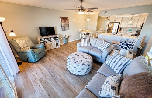 Surf City Condo | Surf Condos 318 - Ocean Views & Poolside Fun!