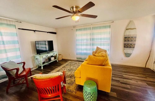 Huron House | Surf Cottage - Boat Parking & Block from Beach