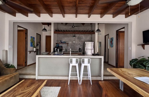 Avellanas Beach House | Surfers, Families, Nature Lovers Villa with Fiber Optic in Avellanas 🌴🌞🌊n