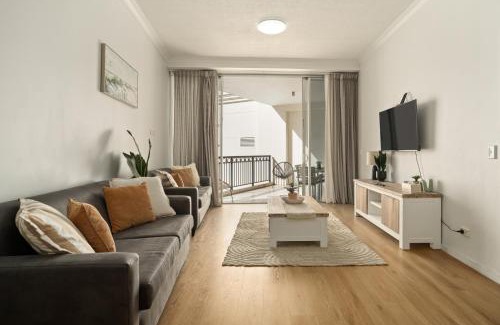 Surfers Paradise Apartment | Surfers Paradise Getaway Amazing Resort Amenities