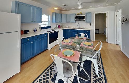 Surfside Beach House | Surfside Crab Retreat