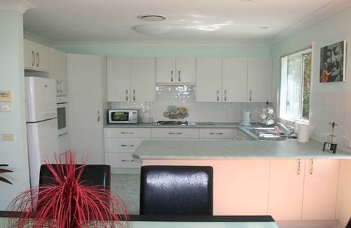 One Mile Cottage | Surfside Dreaming Cottage at One Mile Beach