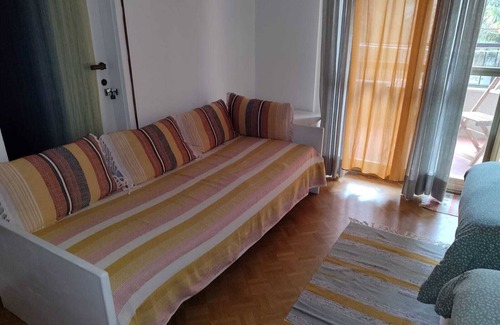 San Giovanni-Chiadino-Rozzol Bed & Breakfast | Surrounded by greenery, just minutes from downtown, apartment with balcony