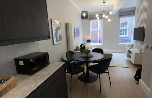Temple Bar Apartment | Sutcliffe House 5
