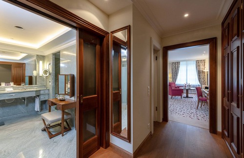 St. Moritz Hotel | Suvretta House