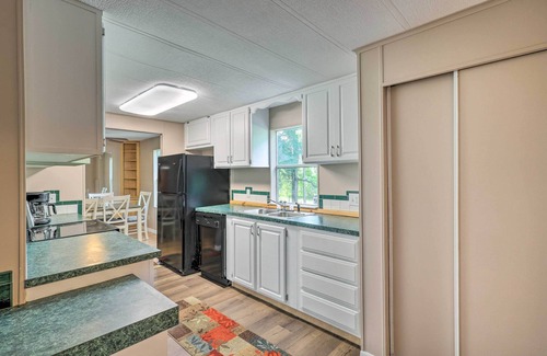 Branford Cabin | Suwannee Riverfront Home: Grill, Near Springs