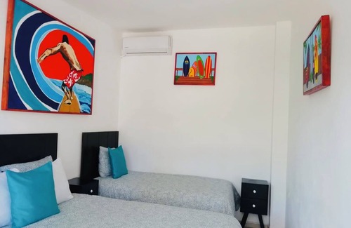 El Zonte Hotel | THE BEACH BREAK HOTEL & SPORTS BAR