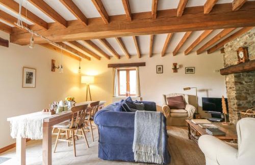 Monkton House | Swallows Cottage