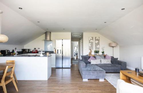 Cutnall Green House | Swallows Lodge