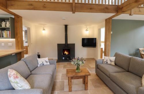 Edenbridge House | Swallows Lodge